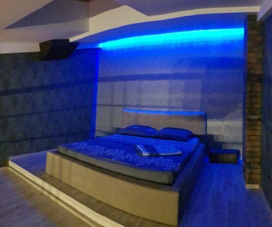 Ferienwohnung В Стиле Loft 2Ухэтажная Квартира. Charkiw Exterior foto